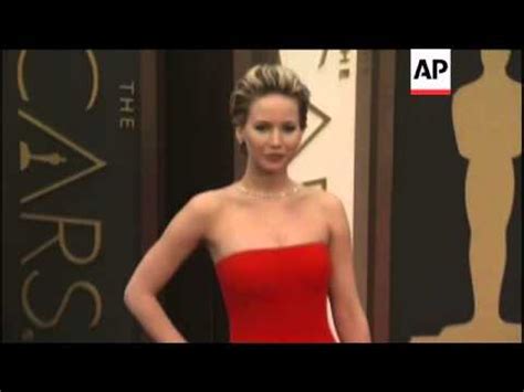 Jennifer Lawrence Requests Nude Pics Investigation Youtube