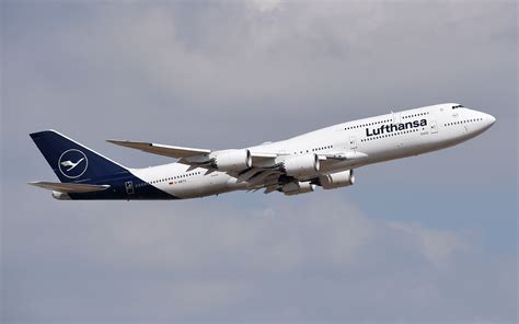 Lufthansa Boeing 747 8 D Abya Foto And Bild Luftfahrt