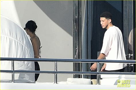 Kendall Jenner Photographed During A Pda Filled Yacht Day With Boyfriend Devin Booker Photo