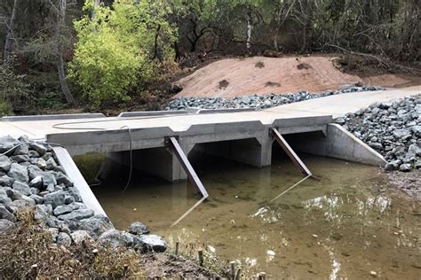 Modifications Enhance Fish Passage On San Francisquito Creek Stanford