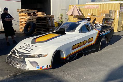 Cp Carrillo Joins Del Worsham With Throwback Look For Funny Car Chaos