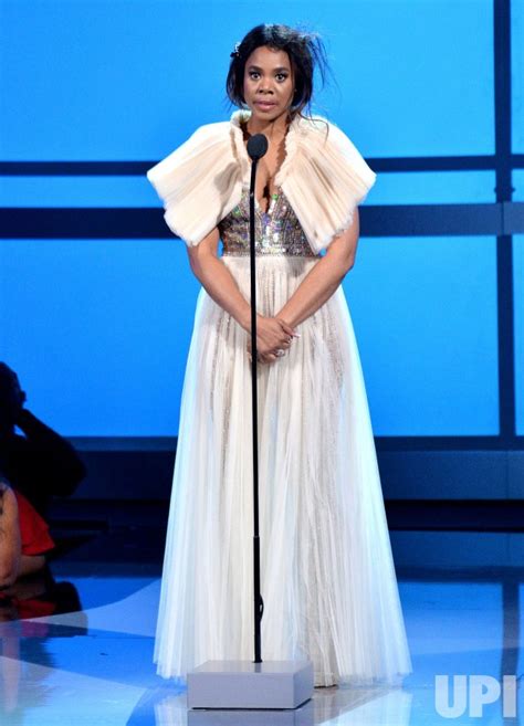 Photo Regina Hall Onstage During The 19th Annual Bet Awards In Los