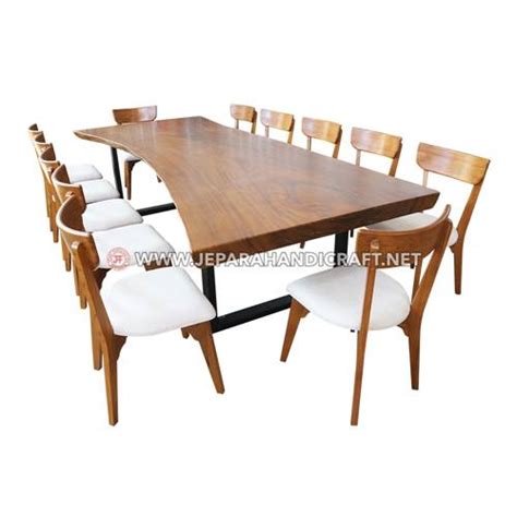 Kayu Trembesi Bahan Baku Furniture Murah Pengganti Jati