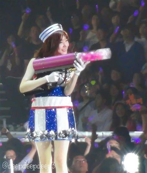 Tiffany Snsd Japan Love And Peace 3rd Tour 140427 Snsd Tiffany Girls Generation Peace And Love
