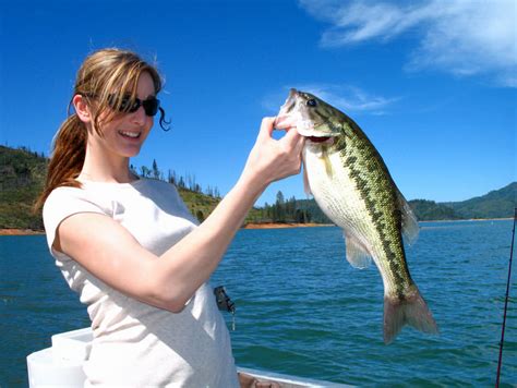 Lower and upper echo lakes provide shore and boat fishing for catchable rainbow trout and brook trout. California's 5 Best Fishing Lakes
