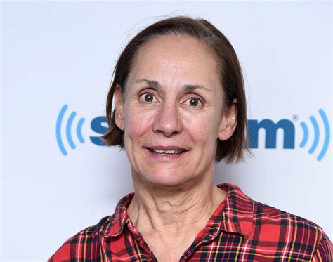 Laurie Metcalf Shoe Size And Body Measurements Celebrity Shoe Sizes