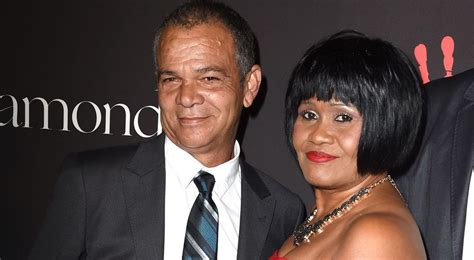 Everything We Know About Rihannas Parents Thenetline