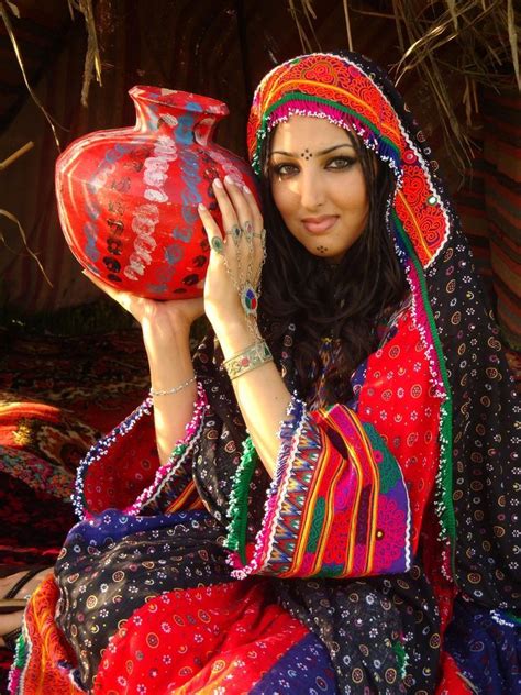 Traditionelle Kleidung Von Afghanistan Afghanistan Culture