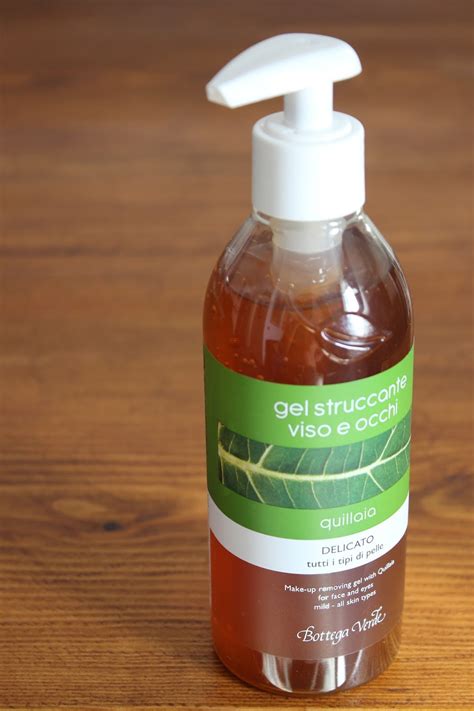 I 10 prodotti migliori da utilizzare per togliere il make up nel minor tempo possibile. •Lo Specchio delle mie Brame•: Gel struccante per viso e ...