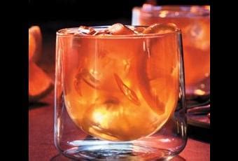 Add cream, broth, and salt. Recette de punch à base de vodka Grey Goose L'Orange ...