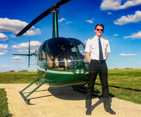 Helicentre announces 2019 helicopter scholarships - Pilot Career News ...