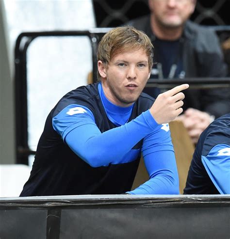 Während er immer in der öffentlichkeit stand, schützte er seine familie davor. Julian Nagelsmann: Das traurige Geheimnis des Bubitrainers ...