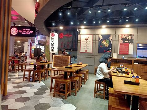 Nah, ini dia tempat makan yang enak di makassar, jika anda sedang liburan atau akan liburan di menurut sejarah pulau ini dahulunya adalah pangkalan udara dan laut dimasa penjajahan jepang. Tempat Makan Mie Jepang Abura Soba Yamatoten di PIK Avenue ...