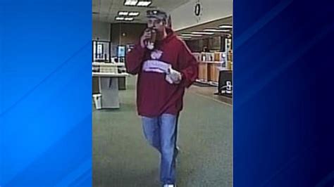 Crystal Lake Bank Robbery Suspect Sought By Police