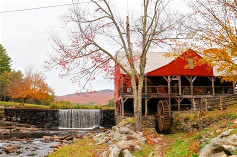 An Epic Fall Road Trip In Vermont Full Itinerary Travels Fashion