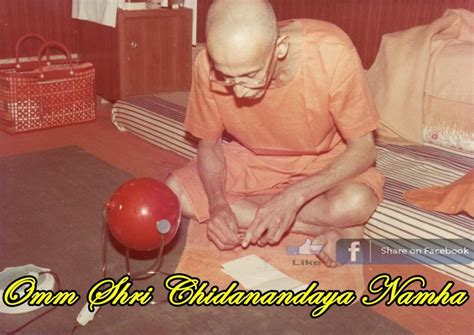 Sivananda Regalia By Sri Swami Chidananda Very Good Softcover My Xxx