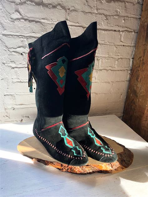 Southwestern Native American Suede Fringe Moccasin Boots Moccasin Boots Native American