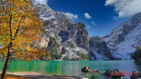 Обои осень горы Доломитовые Альпы дерево Озеро Браес Dolomites