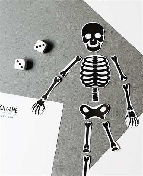 Un Squelette à Imprimer Pour Halloween My Blog Deco