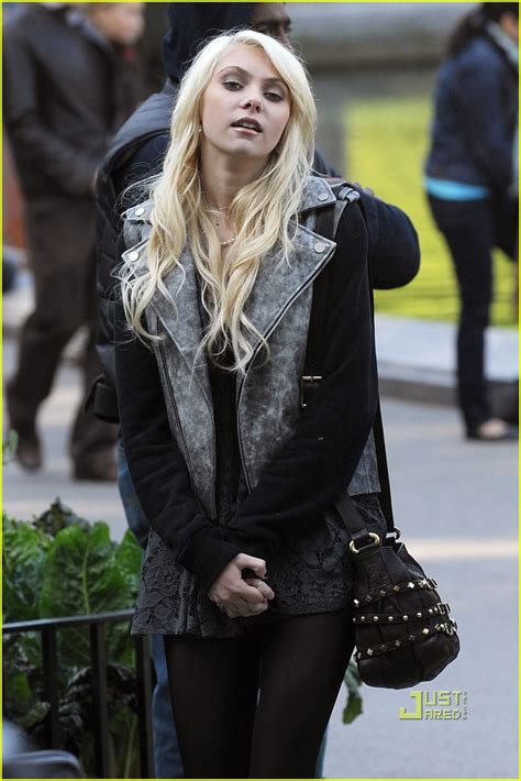 Kevin Zegers And Taylor Momsen Gossip Girl Couple Photo 2265652