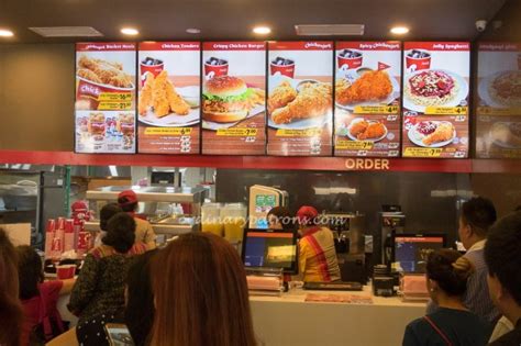 Jollibee Brings Joy To Paya Lebar Square