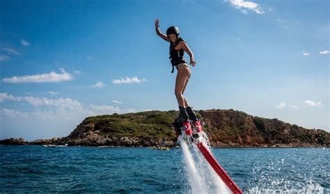 · navegar · paddle surf · surf · kitesurf. Deportes acuáticos ideales para el verano ¡No te los pierdas!