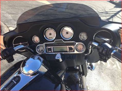 Road tech™ zumo gps navigation, various styles. 2013 Harley-Davidson Street Glide