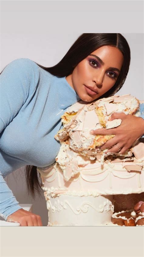 Kim Kardashian Festeja Su Cumpleaños En Delicioso Bikini La Verdad