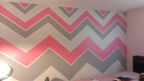 Built in red and white bed from zyhomy. Pink,grey,& white chevron striped walls | Bedroom Ideas ...