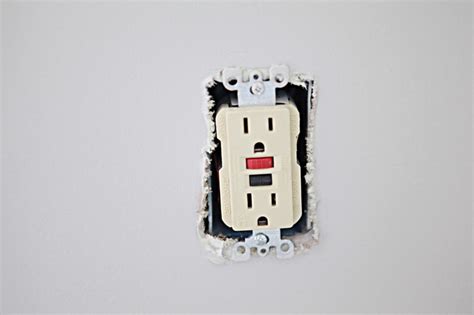 How To Rewire A Plug Electrical Outlet Tutorials Pinterest