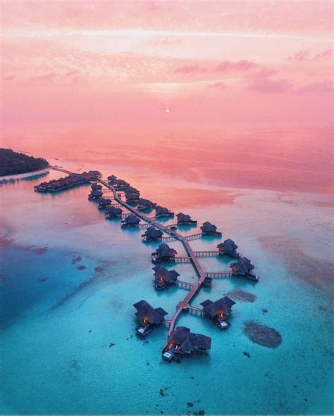 Maldives Travel Tourist Attraction Sightseeing Spots Superb Views