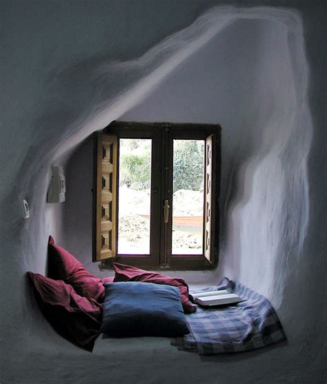 15 Reading Nooks Perfect For When You Need To Escape This World