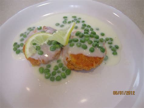 See more ideas about salmon recipes, recipes, seafood recipes. Fancy Meeting Ewe: Recipe: Salmon Patties and Cream Pea Sauce