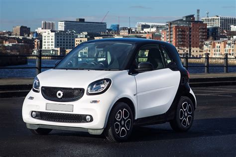 The Smart ForTwo - Feel smart in a SMART Car - Auto Mart Blog