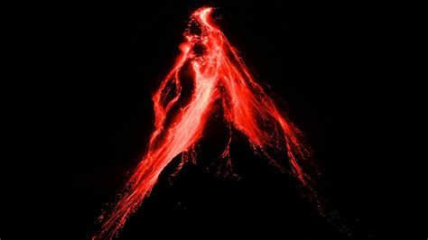 Lava From Mayon Volcano Lights Up Night Sky Youtube