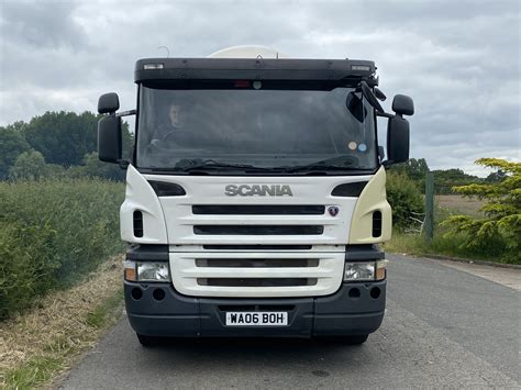 Scania P340 8 X 2 Stainless Steel Tanker