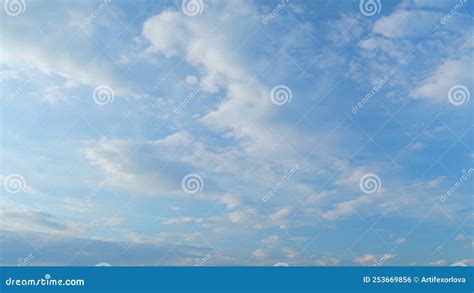 Fluffy Layered Clouds Sky Atmosphere Puffy Fluffy White Clouds