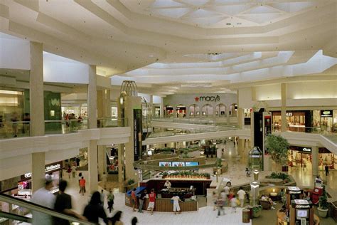 Chicago Malls And Shopping Centers 10best Mall Reviews
