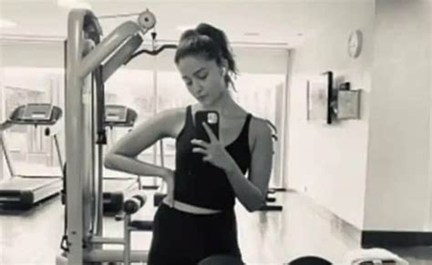 Alia Bhatt Shares Mirror Selfie From Gym Viral On Internetview Photo Daily News