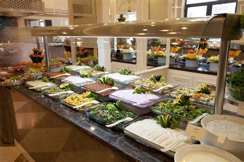 Hungry? Dive into the Best Buffets in Las Vegas. Yum!