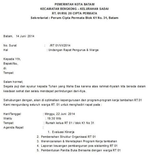 Selain pada instansi instansi besar pemerintahan, perlu kita ketahui, bahwa pada ranah rukun tetangga. Contoh Surat Pemberitahuan Kegiatan RT Paling Lengkap ...