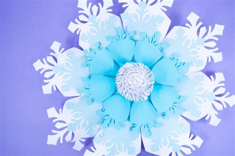 Be sure to check out all the snowflake craft projects that are featured on our site here. Paper Snowflake Tutorial: Easy DIY Giant Snowflake ...