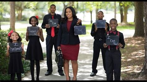 Pasadena Single Mom Of 5 Passes Bar Exam After Graduating Law School