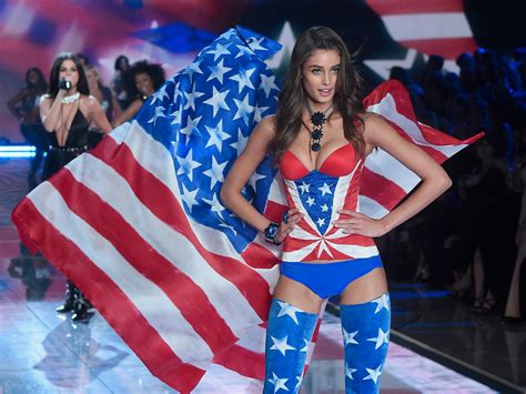 The Most Popular Victorias Secret Fashion Show Models Business Insider