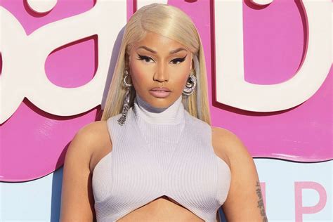 nicki minaj recalled nearly becoming addicted to percocet early in her career