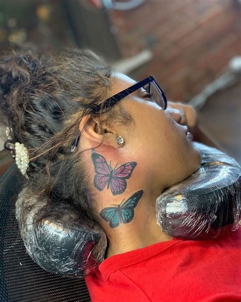 instagram beitrag von lee majors 10 april 2020 um 03 48 uhr utc girl neck tattoos neck