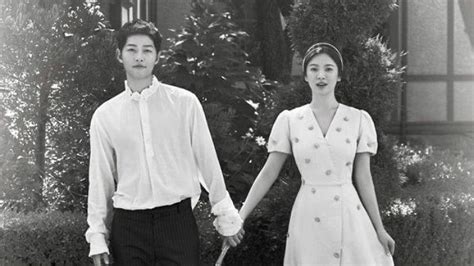 Song hye kyo, too, wrote a sentimental note to her fans. LOOK: Song Hye Kyo Deleted Photos with Song Joong Ki on ...