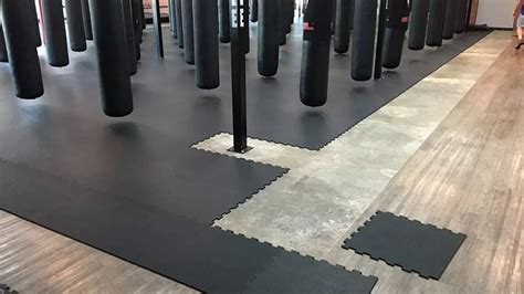 Rubber Flooring Looks Like Wood Carpet Vidalondon