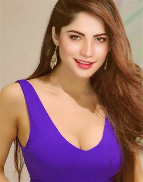 Watch Neelam Muneer Hot Photos Bikini Pictures Too Hot To Handle And Latest Pictures