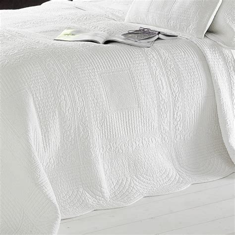 White Quilted Pure Cotton Single Bedspread By Marquis And Dawe